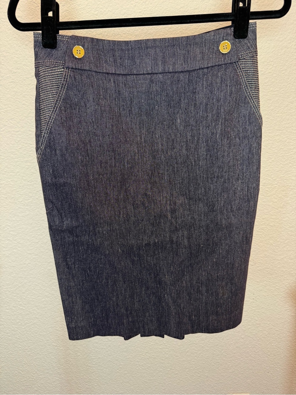 Bebe Dark Wash Denim Pencil Skirt Size 4 Contrast Stitch Button Detail